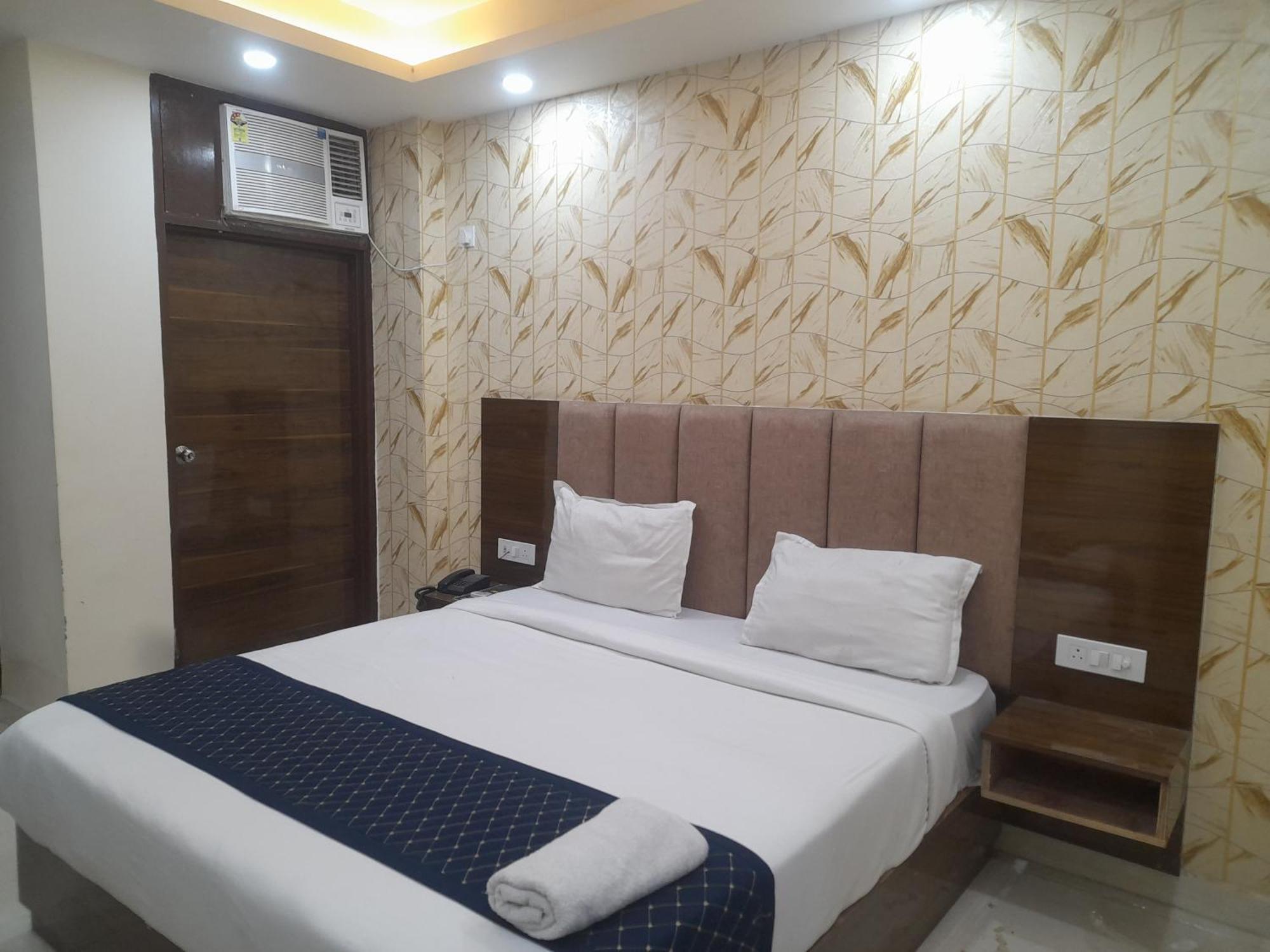 Hotel Vijaydeep Place Near Delhi Airport Neu-Delhi Exterior foto