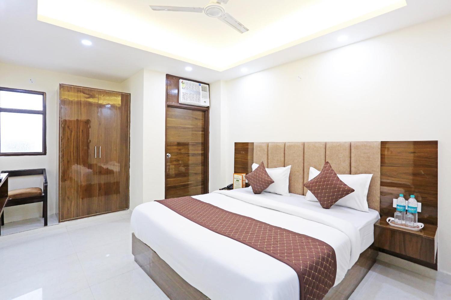 Hotel Vijaydeep Place Near Delhi Airport Neu-Delhi Exterior foto